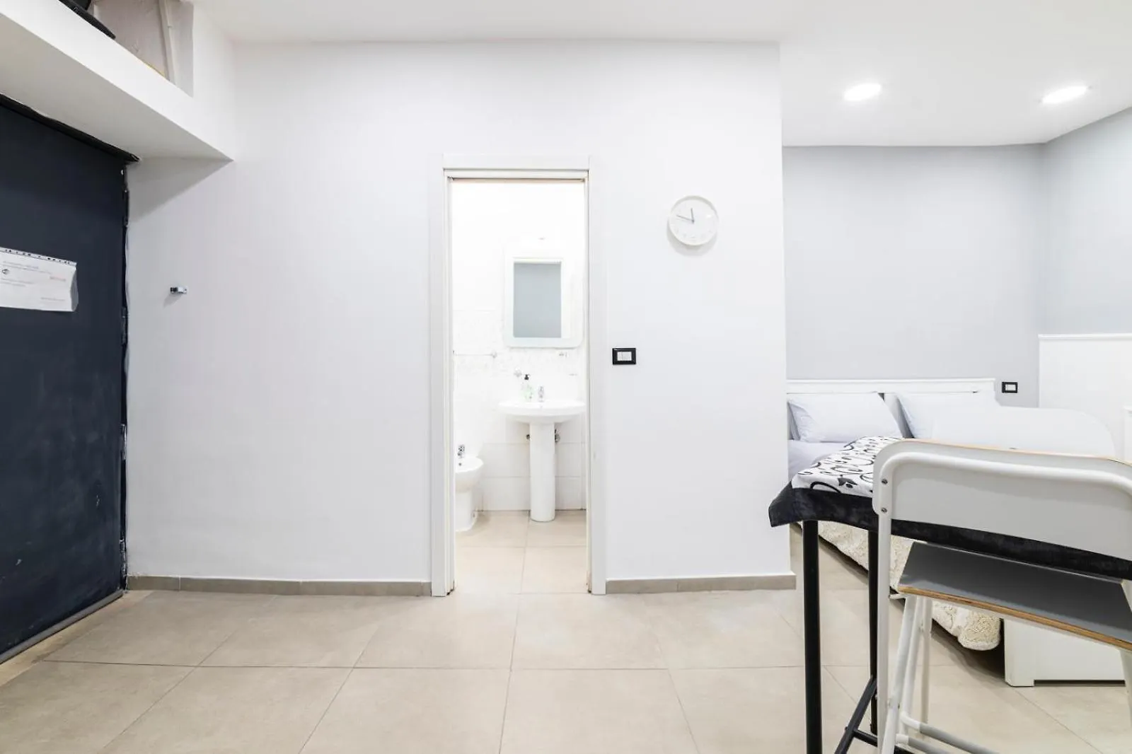 Many House Apartment Naples 0*,
